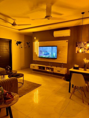 Three Bed Luxury Apartment POOL GYM CINEMA